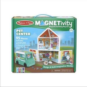 Melissa & Doug Magnetivity Playset: Pet Center